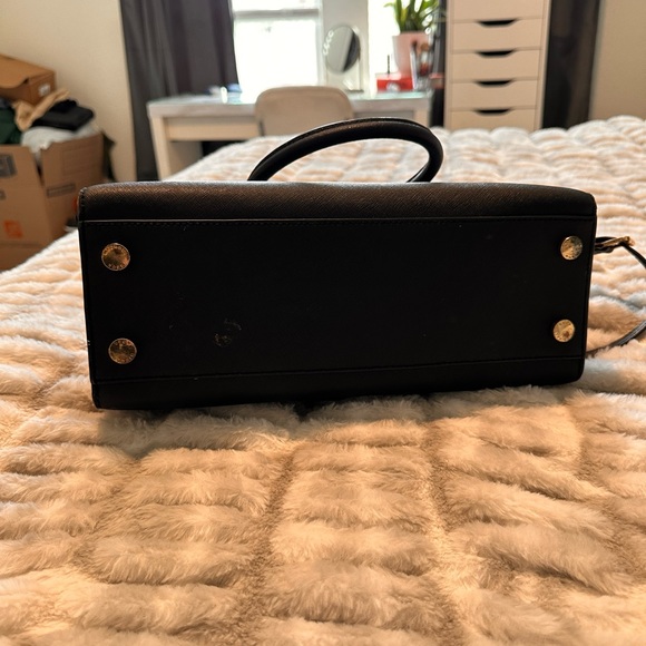 Michael Kors purse - Picture 4 of 6